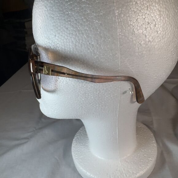 YVES SAINT LAURENT French Ladies Vintage 1970's Sunglasses - Picture 2 of 8
